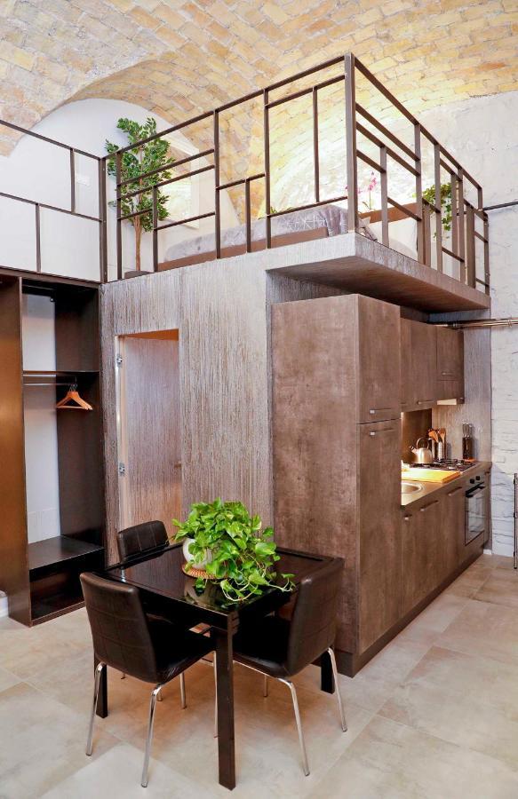 Post Industrial Loft Trastevere - Top Collection โรม ภายนอก รูปภาพ
